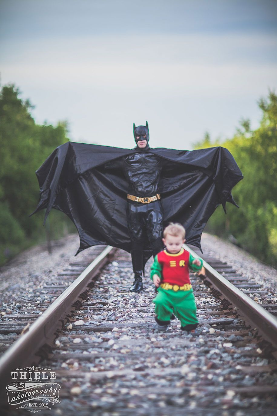 pai-filho-surpresa-batman-robin-photoshoot-eric-thiele-19