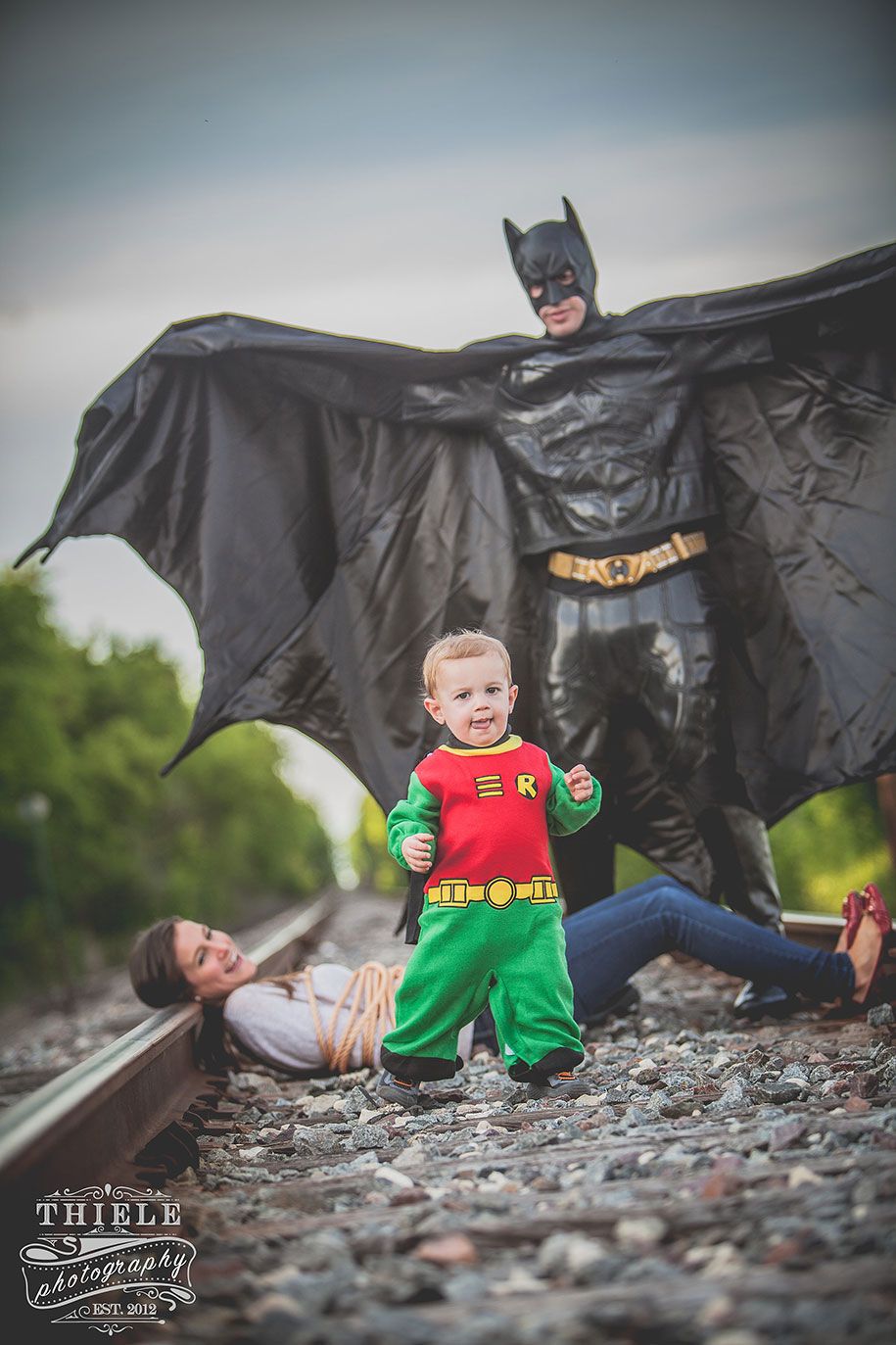 Vater-Sohn-Überraschung-Batman-Robin-Fotoshooting-Eric-Thiele-13