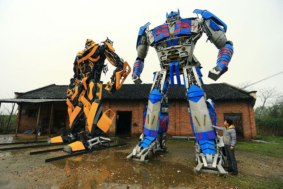 рециклиран-автомобил-части-скрап-метал-скулптура-трансформатори-баща-син-фермер-Китай-07
