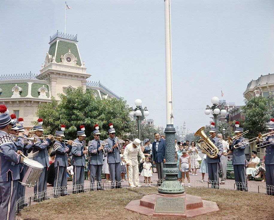 디즈니 랜드 개장일 -1955-18
