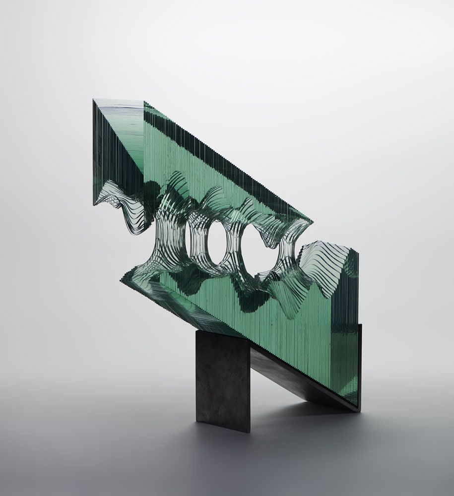 Glasscheiben-Wellen-Skulptur-Ben-Young-10