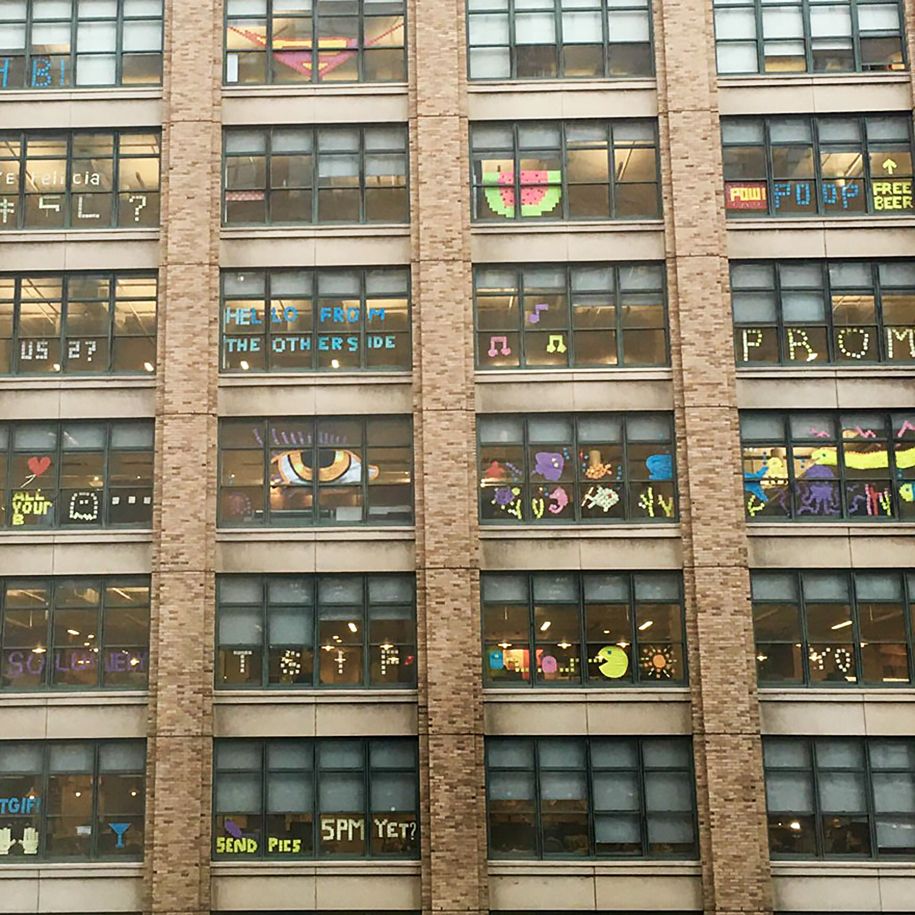 Gebäude-Post-It-War-Haftnotizen-Manhattan-NYC-46