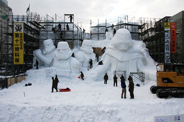 гигант-звездные войны-снежная скульптура-саппоро-фестиваль-Япония-18
