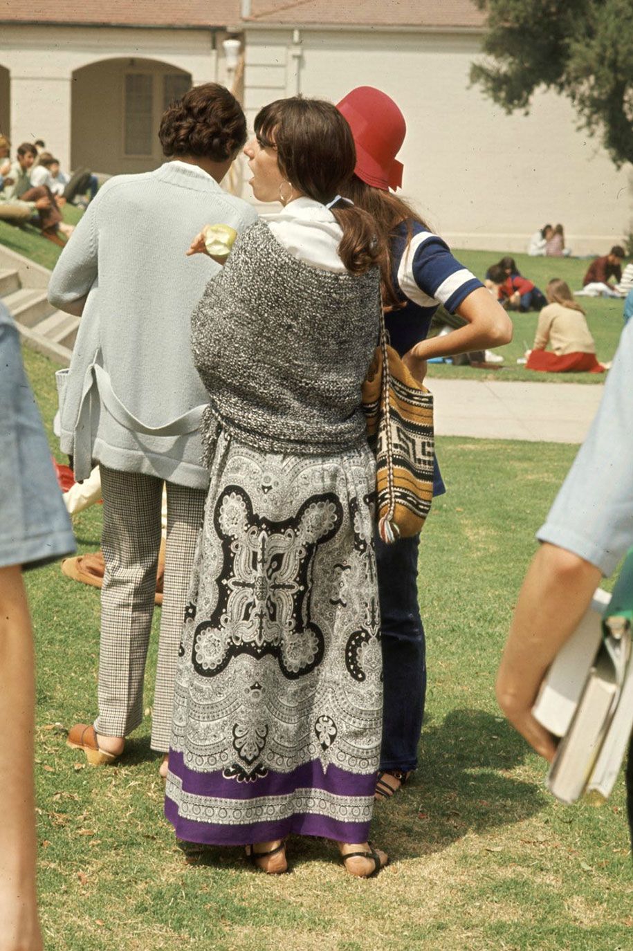 1969-היפי-תיכון-תרבות נגד-צילום -15