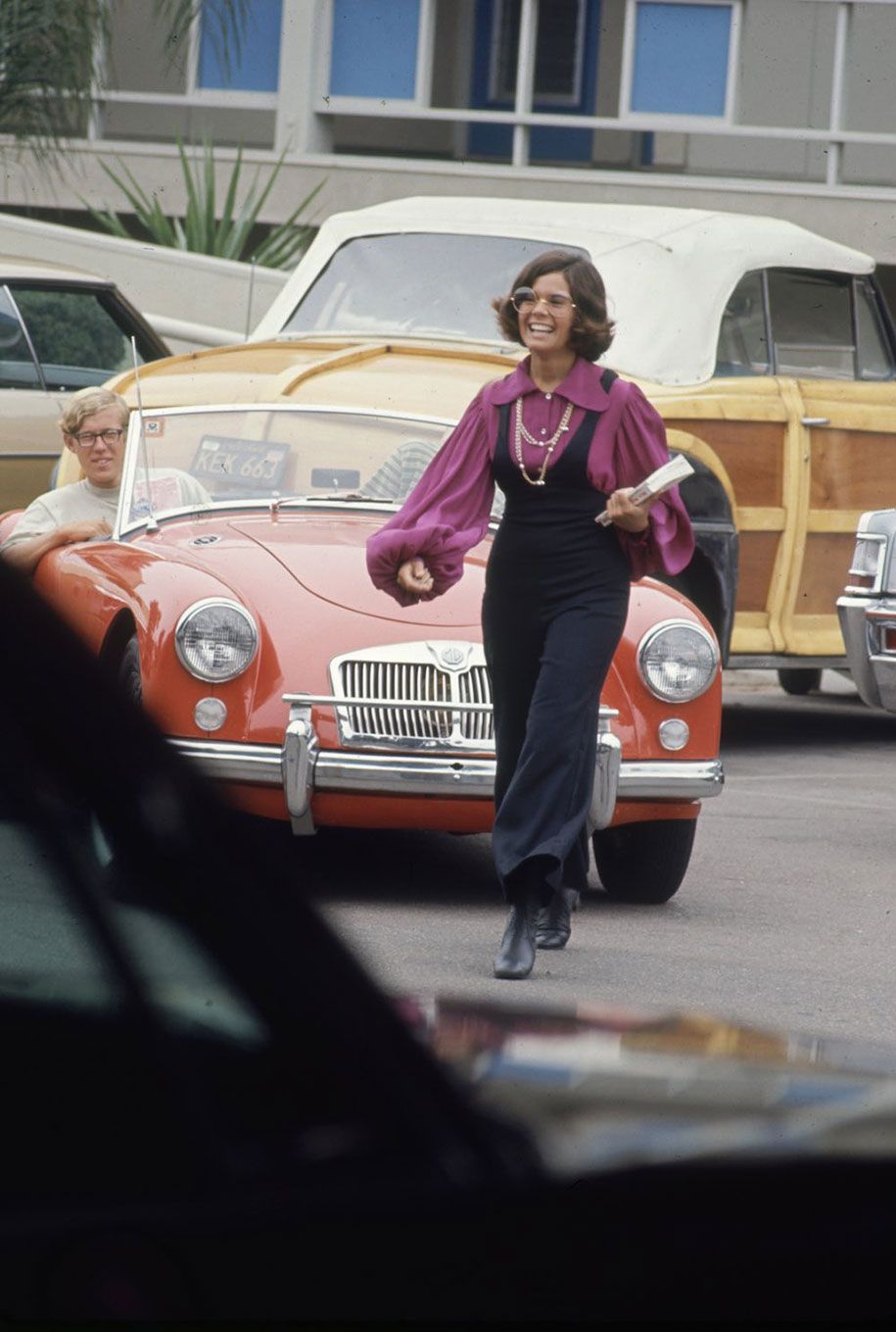1969-hippie-high-school-counterculture-photography-8