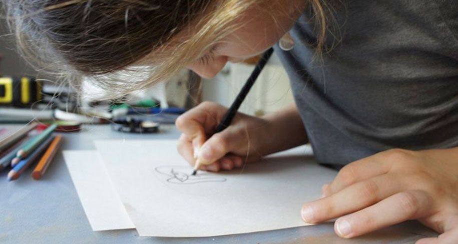 taiteilijat-muuttavat lapset-doodles-koruiksi-yasemin-erdin-ozgur-karavit-12