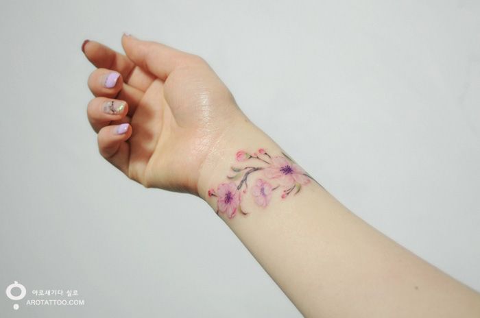 watercolor-painting-tattoo-on-skin-3