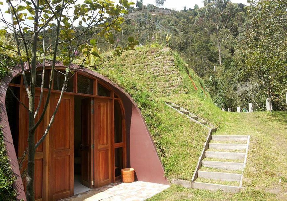 Hobbit-Löcher-vorgefertigte-umweltfreundliche-Häuser-grün-magische-Häuser-1
