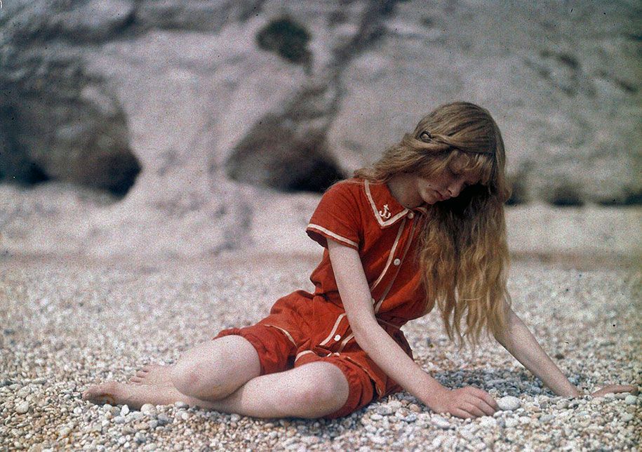 barevná fotografie-1913-christina-red-marvyn-ogorman-07