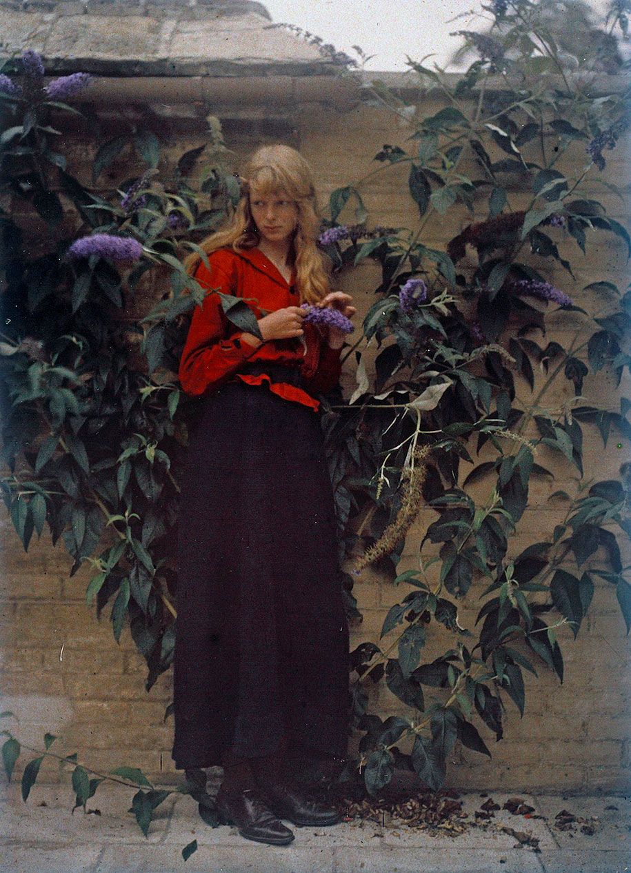 צילום צבעוני -1913-כריסטינה-אדומה-מרבין-אוורמן-10
