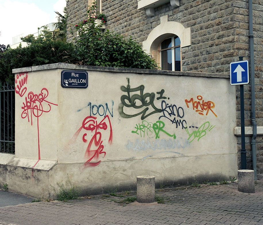 پینٹنگ-اوور گرافٹی - ریموٹنگ ٹیگس-اسٹریٹ آرٹ میتھیو-ٹرمبلن -8