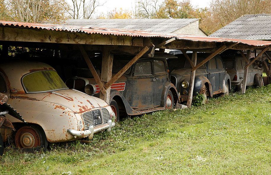 najden-zaklad-vintage-klasični-avtomobili-france-roger-baillon-10
