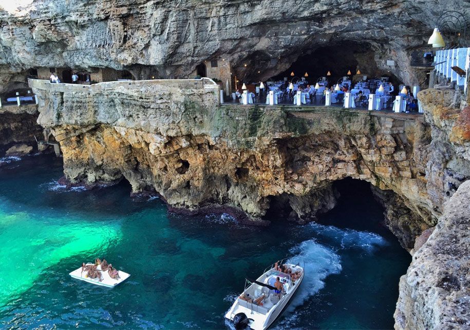 Seaside-Cliff-Cave-Restaurant-Grotte-Palazzes-Polignano-a-Mare-Italien-7